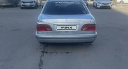 Mercedes-Benz E 230 1998 года за 1 650 000 тг. в Астана – фото 4