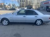 Mercedes-Benz E 230 1998 года за 1 650 000 тг. в Астана – фото 3