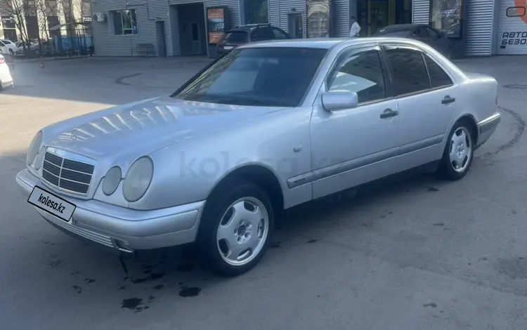 Mercedes-Benz E 230 1998 года за 1 650 000 тг. в Астана