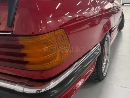 Mercedes-Benz SL 560 1987 года за 25 000 000 тг. в Шымкент – фото 12