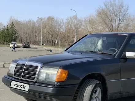 Mercedes-Benz E 300 1991 года за 1 700 000 тг. в Усть-Каменогорск – фото 9