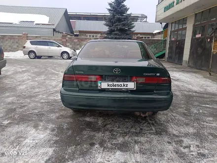 Toyota Camry 1999 года за 3 350 000 тг. в Алматы – фото 5