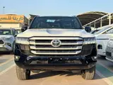 Toyota Land Cruiser Prestige 2025 годаfor49 800 000 тг. в Семей