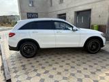 Mercedes-Benz GLC 300 2015 годаfor10 500 000 тг. в Актау – фото 2
