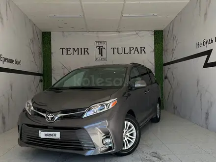 Toyota Sienna 2016 года за 15 500 000 тг. в Шымкент – фото 2