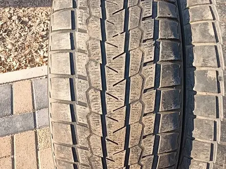 Шины 245/55 R19 — "Yokohama ice Guard G075" (Филиппины), зимние. за 75 000 тг. в Астана – фото 3