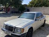 Mercedes-Benz E 230 1991 года за 600 000 тг. в Тараз – фото 2