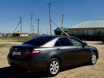 Toyota Camry 2010 года за 8 000 000 тг. в Актобе – фото 4