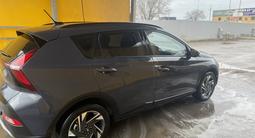 Hyundai Bayon 2023 года за 7 500 000 тг. в Уральск – фото 3