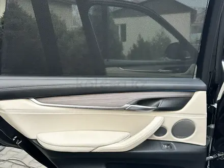 BMW X5 2017 года за 16 900 000 тг. в Алматы – фото 21