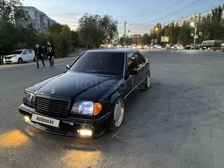 Mercedes-Benz E 320 1994 года за 3 500 000 тг. в Уральск – фото 4