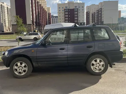 Toyota RAV4 1997 года за 3 800 000 тг. в Степногорск – фото 2