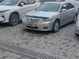 Toyota Camry 2011 года за 7 800 000 тг. в Шымкент – фото 3