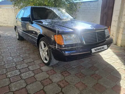 Mercedes-Benz S 320 1997 года за 3 800 000 тг. в Актау – фото 16
