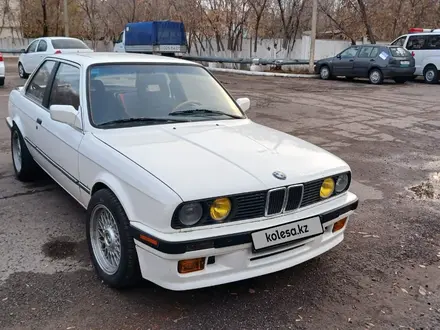 BMW 318 1985 года за 4 900 000 тг. в Астана – фото 3