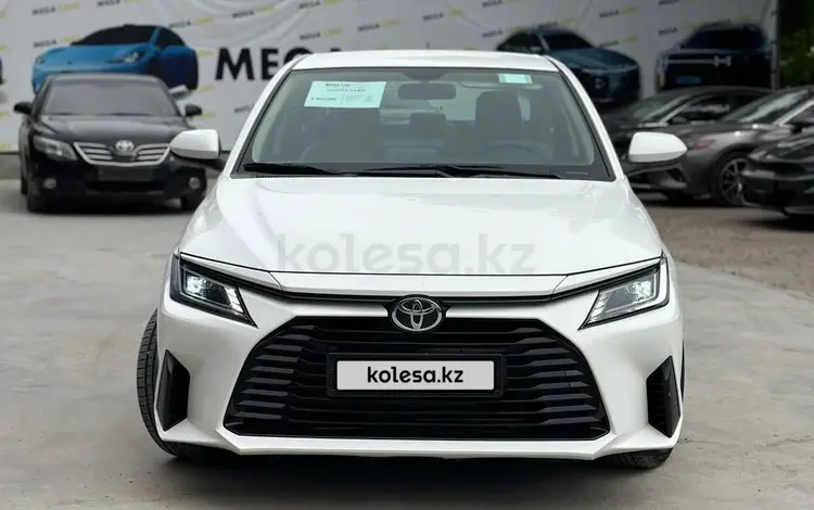 Toyota Yaris 2022 года за 9 900 000 тг. в Шымкент