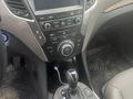 Hyundai Santa Fe 2017 года за 8 000 000 тг. в Актобе – фото 9