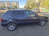 Volkswagen Golf 1995 года за 900 000 тг. в Сатпаев – фото 2