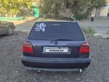 Volkswagen Golf 1995 года за 900 000 тг. в Сатпаев – фото 3