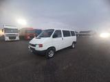 Volkswagen Caravelle 1992 года за 2 650 000 тг. в Караганда