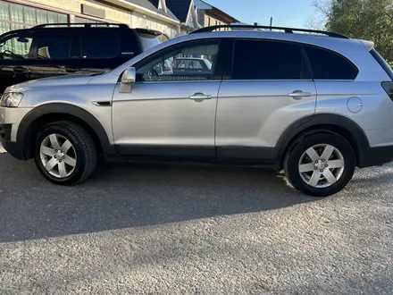 Chevrolet Captiva 2013 года за 6 400 000 тг. в Шымкент – фото 5