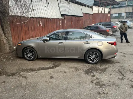 Lexus ES 250 2016 года за 16 000 000 тг. в Алматы – фото 2