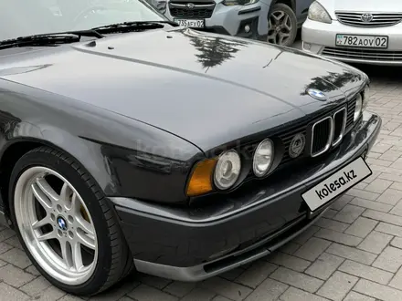 BMW 525 1992 года за 2 800 000 тг. в Алматы – фото 3