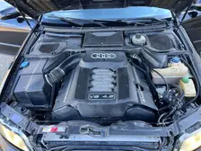 Audi A8, 2000