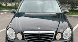 Mercedes-Benz E 320 2003 годаүшін5 900 000 тг. в Алматы – фото 3