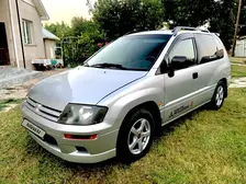Mitsubishi Space Runner, 2000