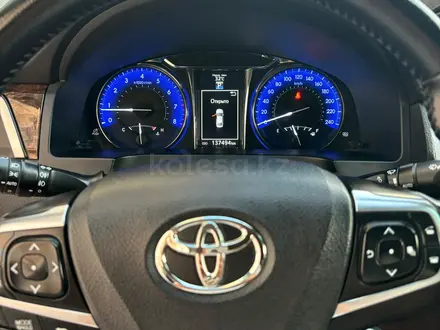 Toyota Camry 2015 года за 11 500 000 тг. в Актау – фото 12