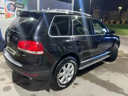 Volkswagen Touareg 2006 года за 5 000 000 тг. в Астана – фото 13