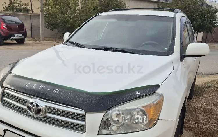 Toyota RAV4 2008 годаfor6 300 000 тг. в Жанаозен