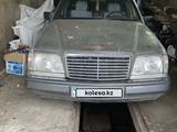 Mercedes-Benz E 230 1992 годаүшін900 000 тг. в Усть-Каменогорск