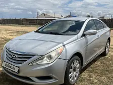 Hyundai Sonata, 2011