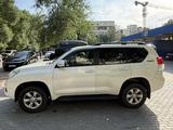 Toyota Land Cruiser Prado 2012 года за 12 800 000 тг. в Алматы – фото 2