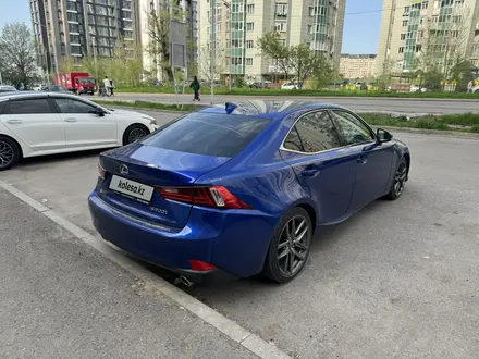 Lexus IS 200 2015 года за 12 850 000 тг. в Алматы – фото 5