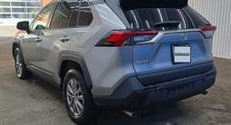 Toyota RAV4 2021 годаүшін9 139 900 тг. в Актобе – фото 4