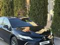 Toyota Camry 2023 года за 18 500 000 тг. в Алматы – фото 2