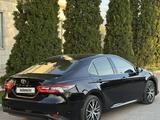 Toyota Camry 2023 года за 18 500 000 тг. в Алматы – фото 5