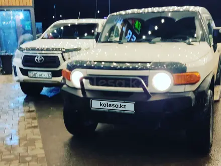 Toyota FJ Cruiser 2007 года за 10 400 000 тг. в Актау