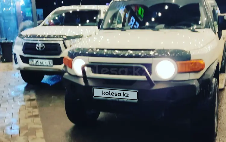 Toyota FJ Cruiser 2007 года за 10 400 000 тг. в Актау