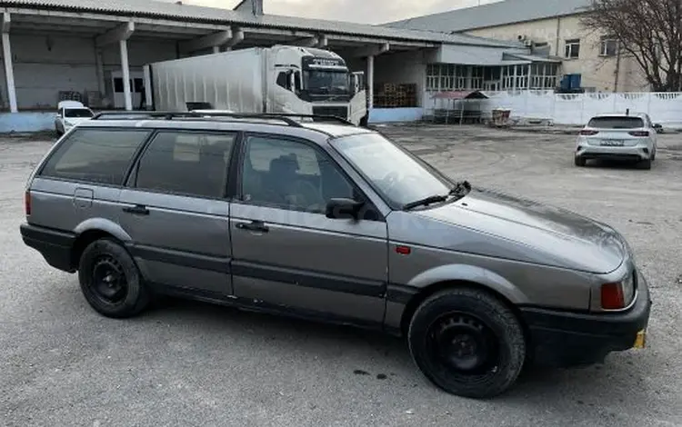 Volkswagen Passat 1992 годаfor1 550 000 тг. в Шымкент