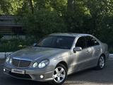 Mercedes-Benz E 200 2002 года за 3 850 000 тг. в Караганда – фото 2