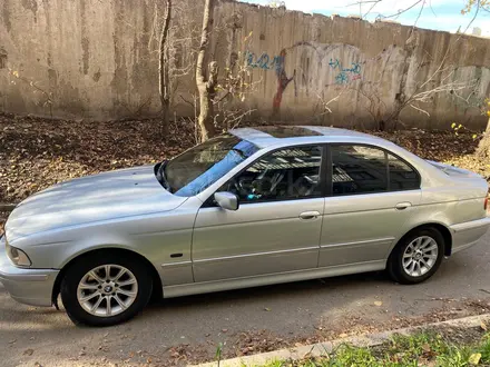 BMW 528 1997 года за 3 400 000 тг. в Алматы – фото 5