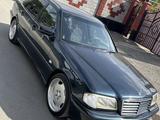 Mercedes-Benz C 200 1998 года за 3 000 000 тг. в Алматы – фото 4