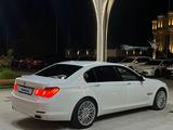 BMW 750 2011 года за 13 500 000 тг. в Алматы – фото 2