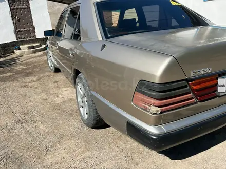 Mercedes-Benz E 300 1990 года за 1 200 000 тг. в Шымкент – фото 7