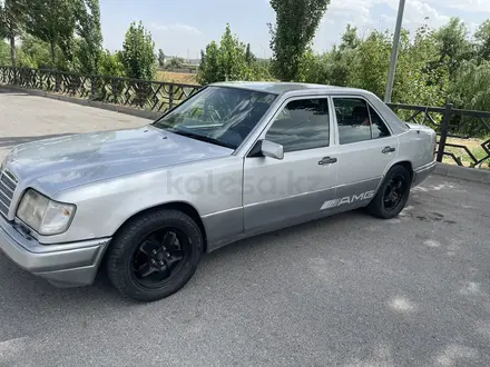 Mercedes-Benz E 280 1994 года за 2 800 000 тг. в Шымкент – фото 2