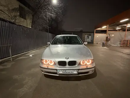 BMW 528 1998 года за 2 800 000 тг. в Алматы – фото 6